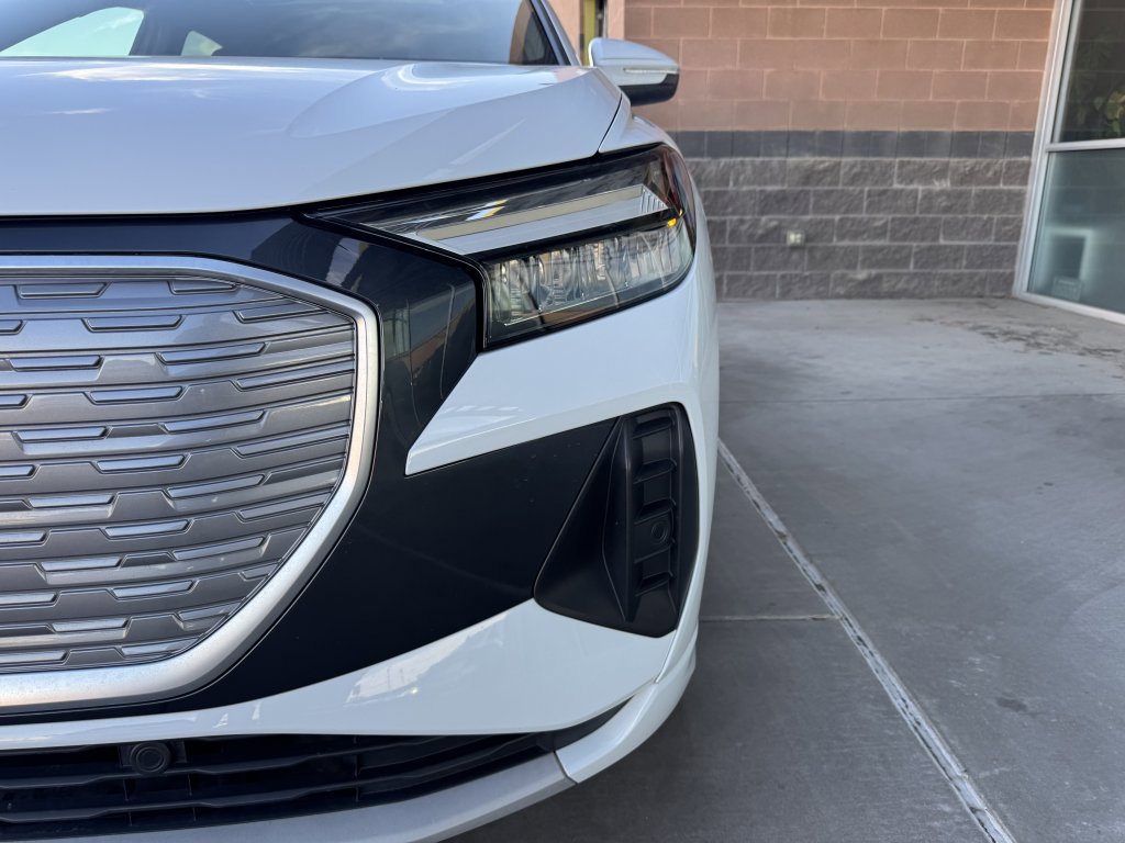 Used 2022 Audi Q4 e-tron Premium Plus w/ Premium Plus image 11