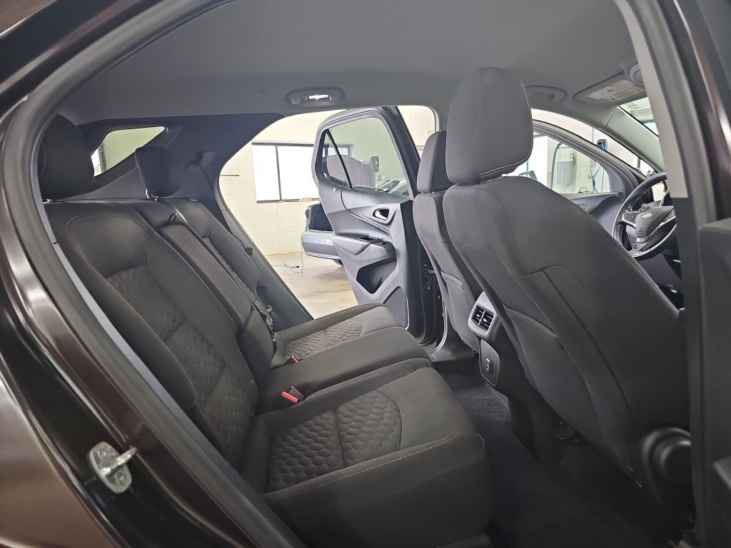 Used 2020 Chevrolet Equinox LT AWD/4WD image 11