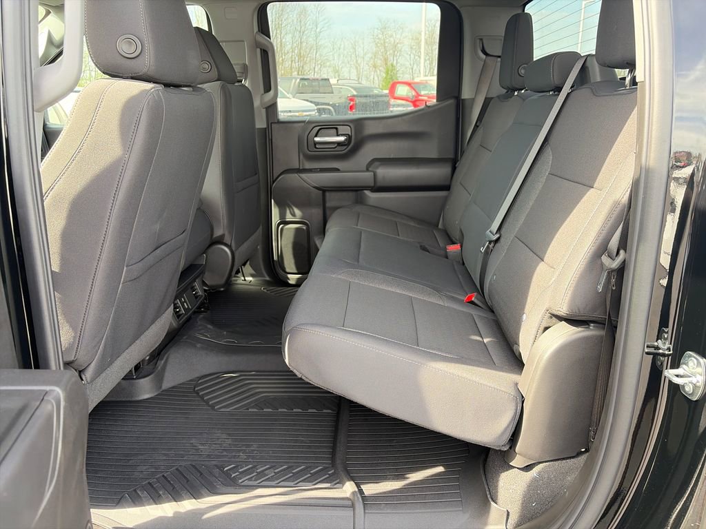 New 2026 Chevrolet Silverado 1500 Custom Trail Boss w/ Dark Appearance Package image 23