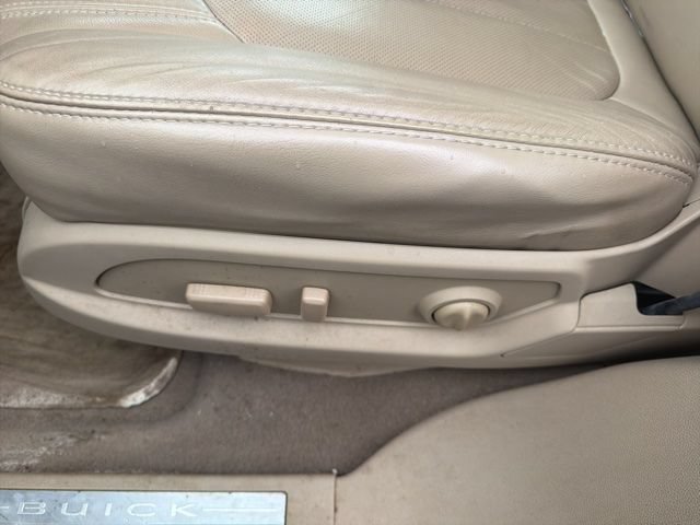 Used 2012 Buick Enclave Leather AWD/4WD image 8