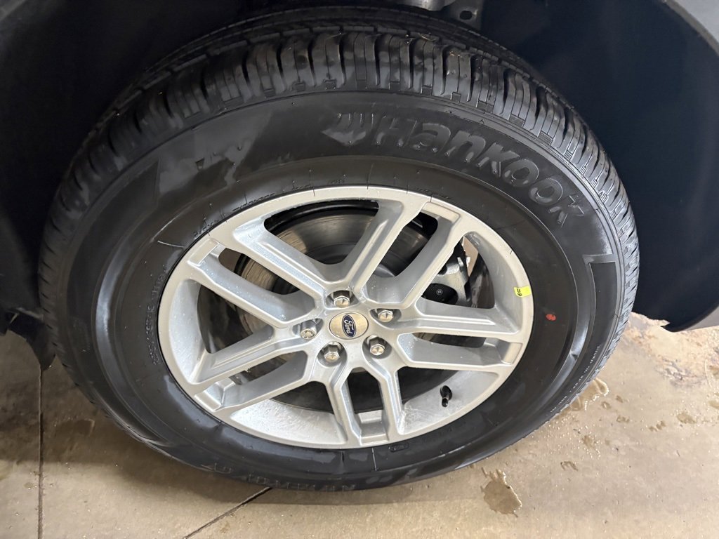 New 2026 Ford Explorer Active image 28