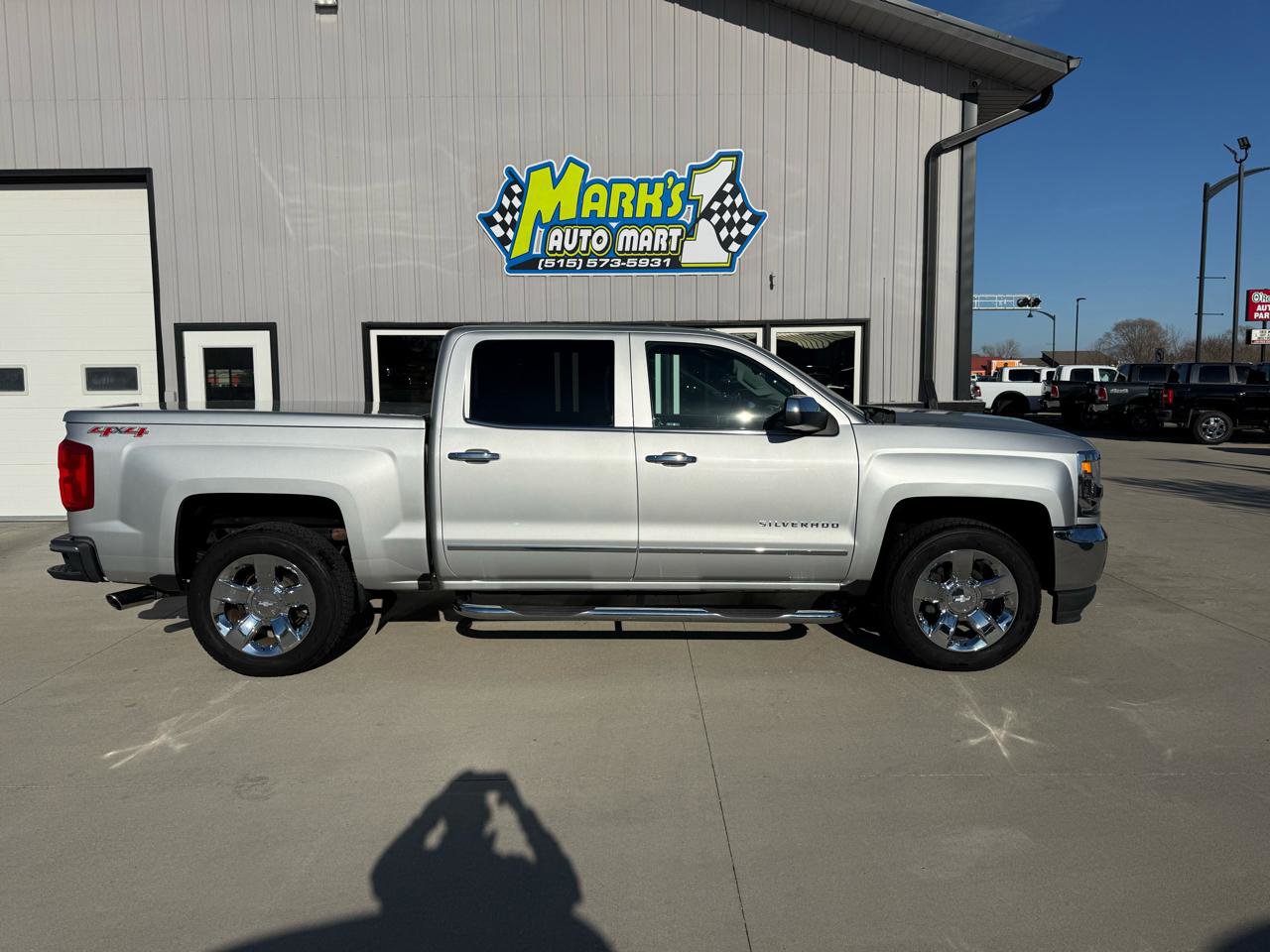 Used 2016 Chevrolet Silverado 1500 LTZ w/ LTZ Plus Package AWD/4WD image 7