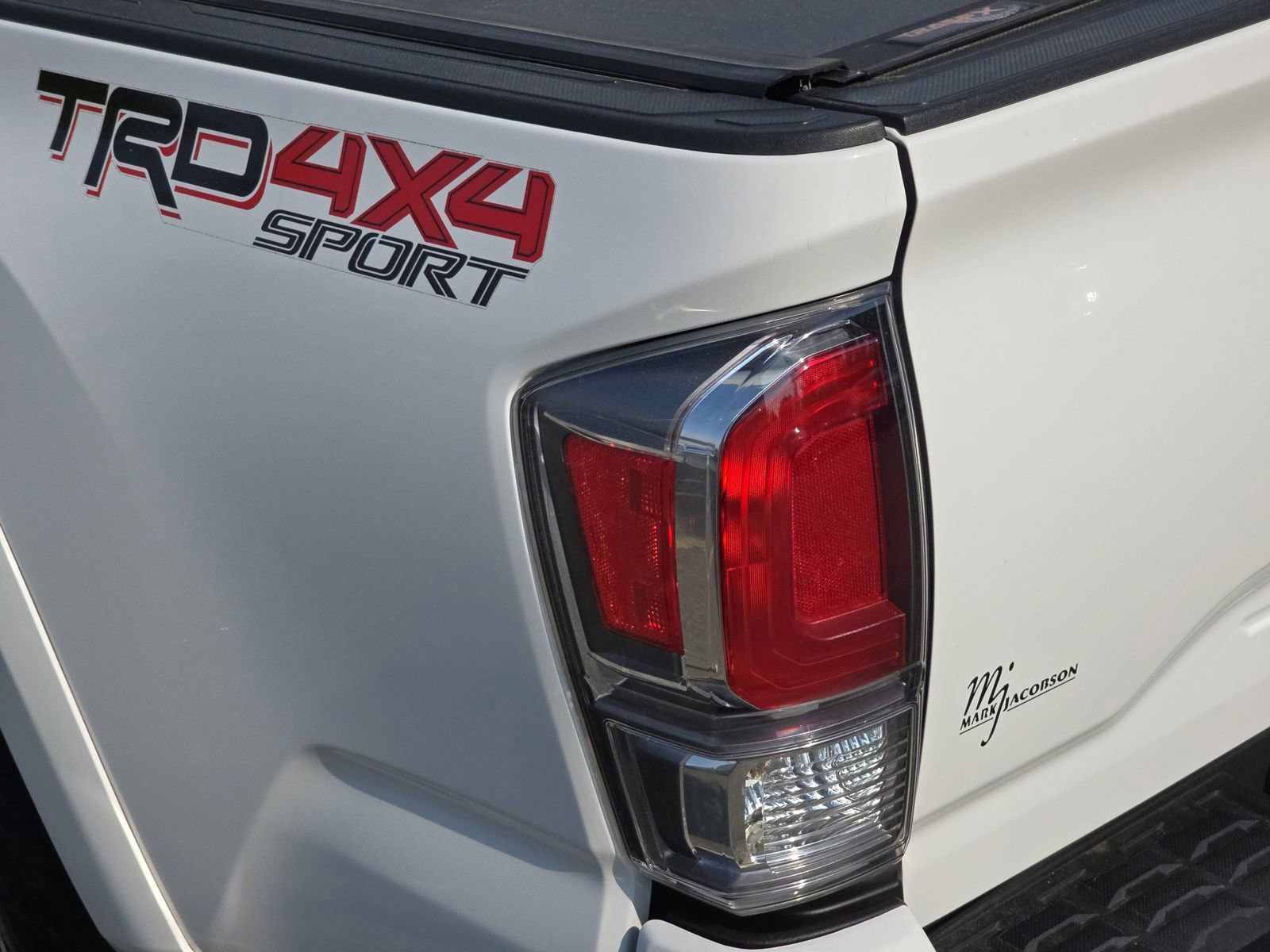 Used 2021 Toyota Tacoma TRD Sport w/ Technology Package image 38