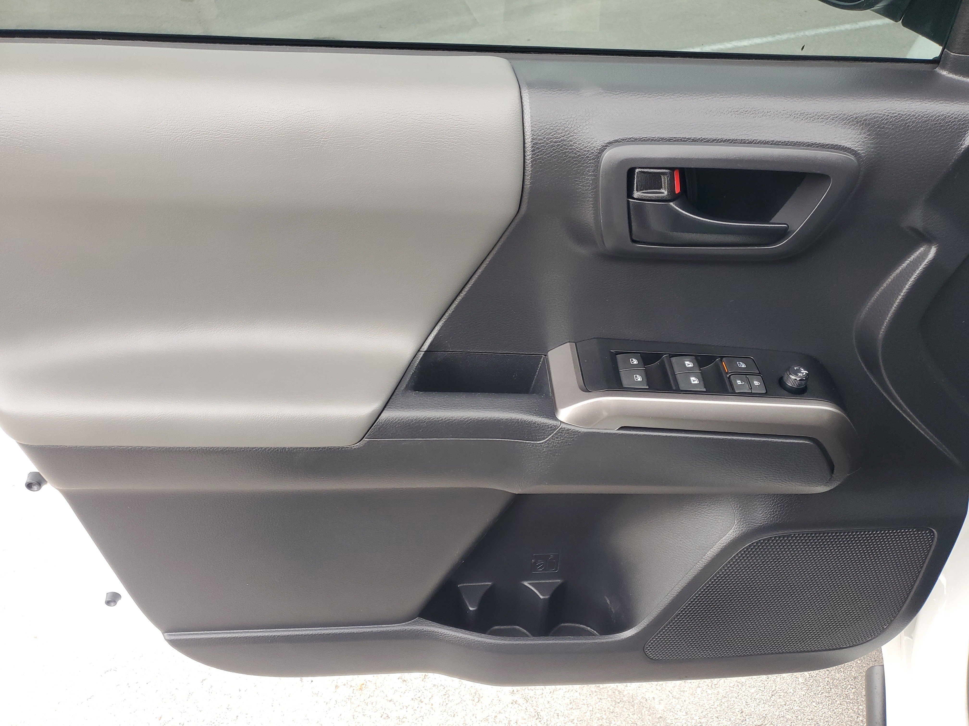 Used 2023 Toyota Tacoma SR5 image 17