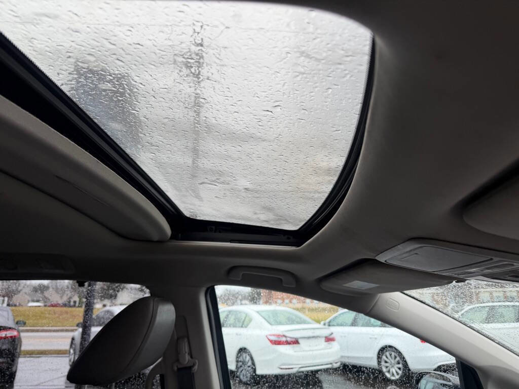 Used 2016 Honda Odyssey EX-L image 17