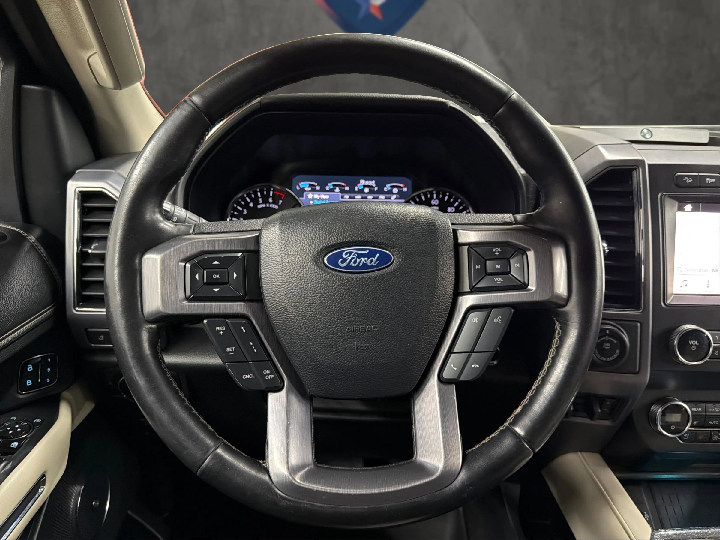 Used 2019 Ford Expedition Max Platinum AWD/4WD image 35