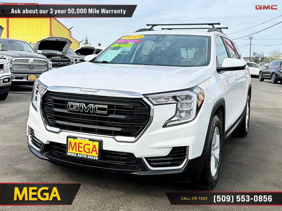 Used 2023 GMC Terrain SLE w/ Driver Convenience Package AWD/4WD image 2