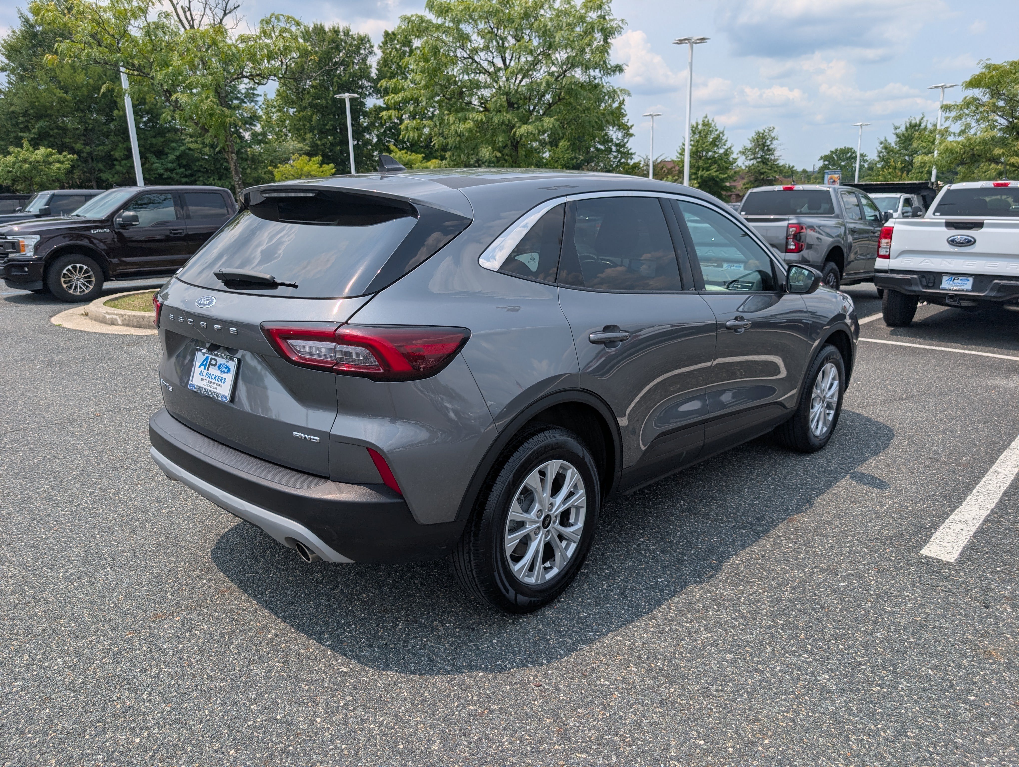 Certified 2024 Ford Escape Active AWD/4WD image 3