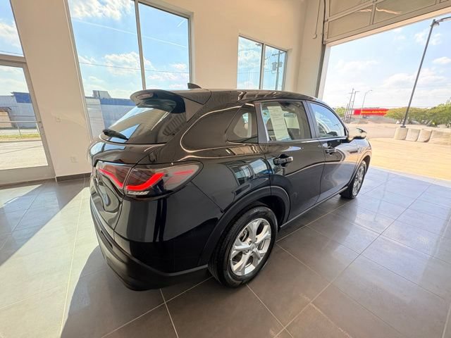 Used 2025 Honda HR-V LX image 6