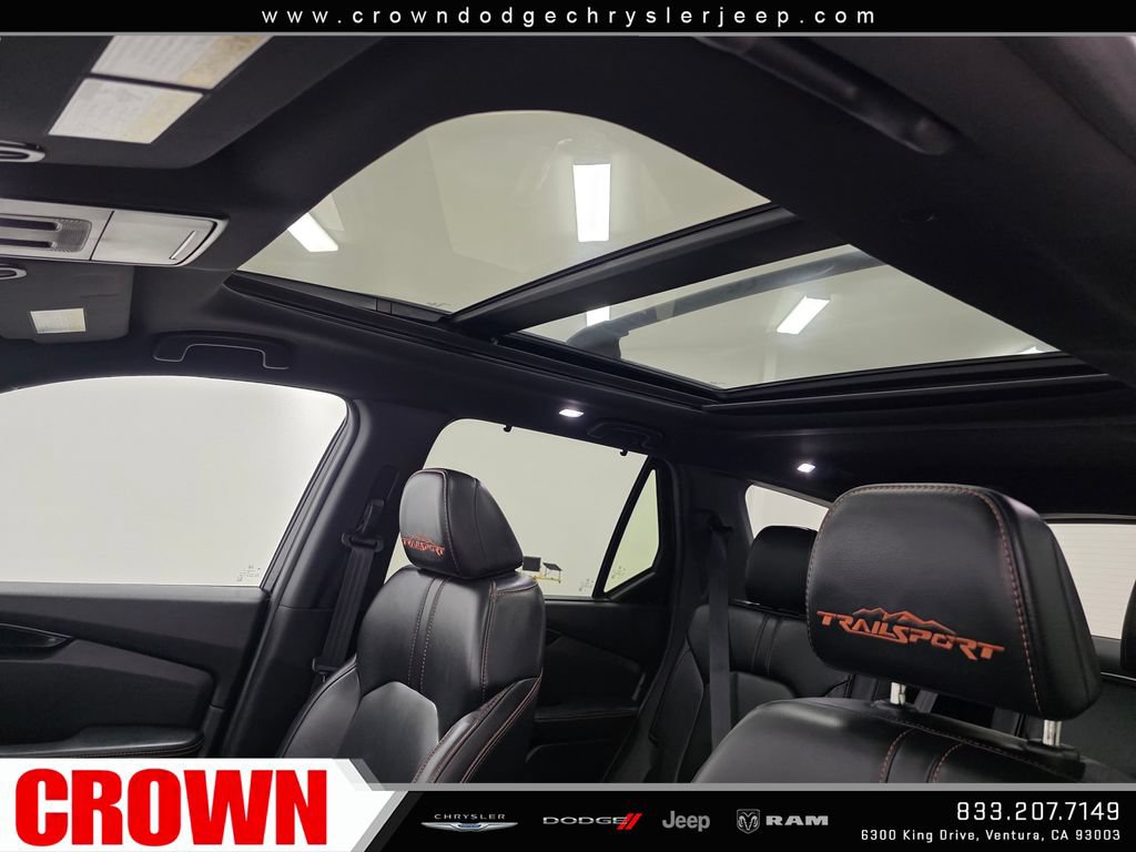 Used 2025 Honda Pilot TrailSport image 23