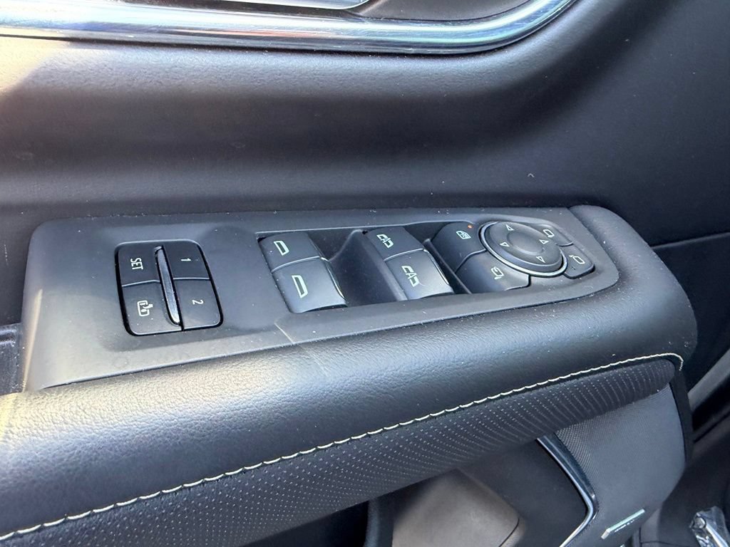 Certified 2023 Chevrolet Suburban Premier AWD/4WD image 27
