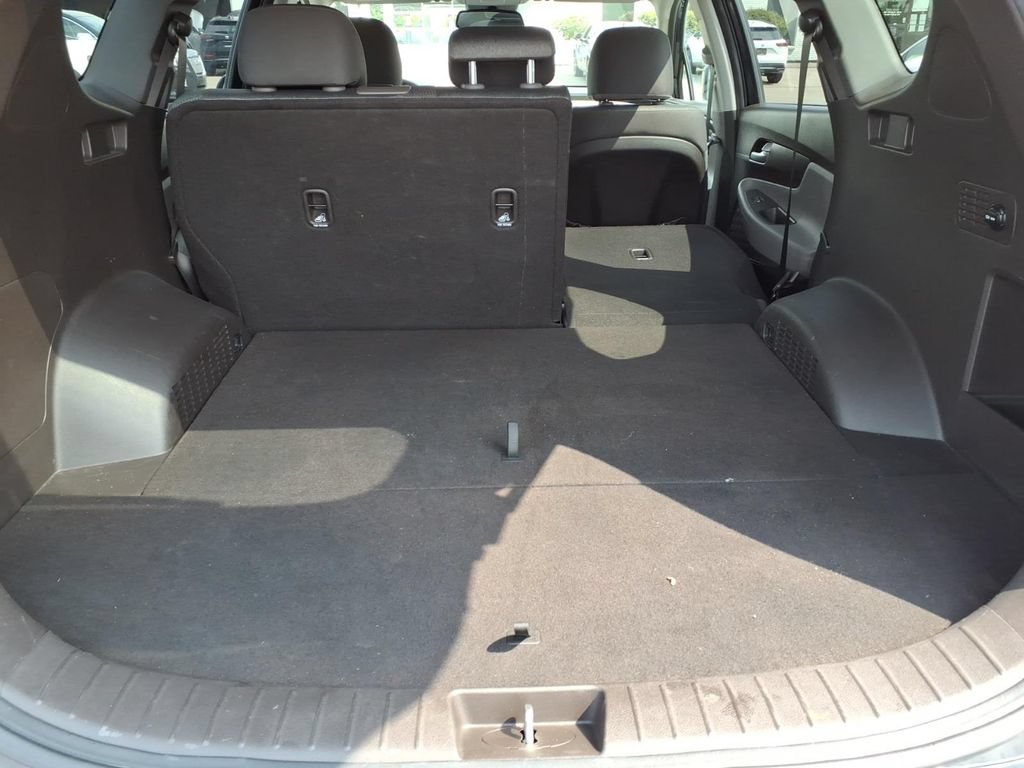 Used 2019 Hyundai Santa Fe SEL AWD/4WD image 8