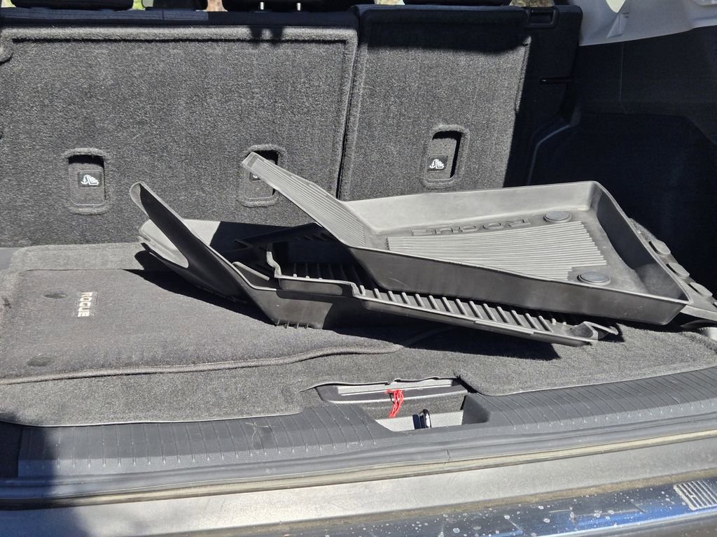 Used 2022 Nissan Rogue SV image 27