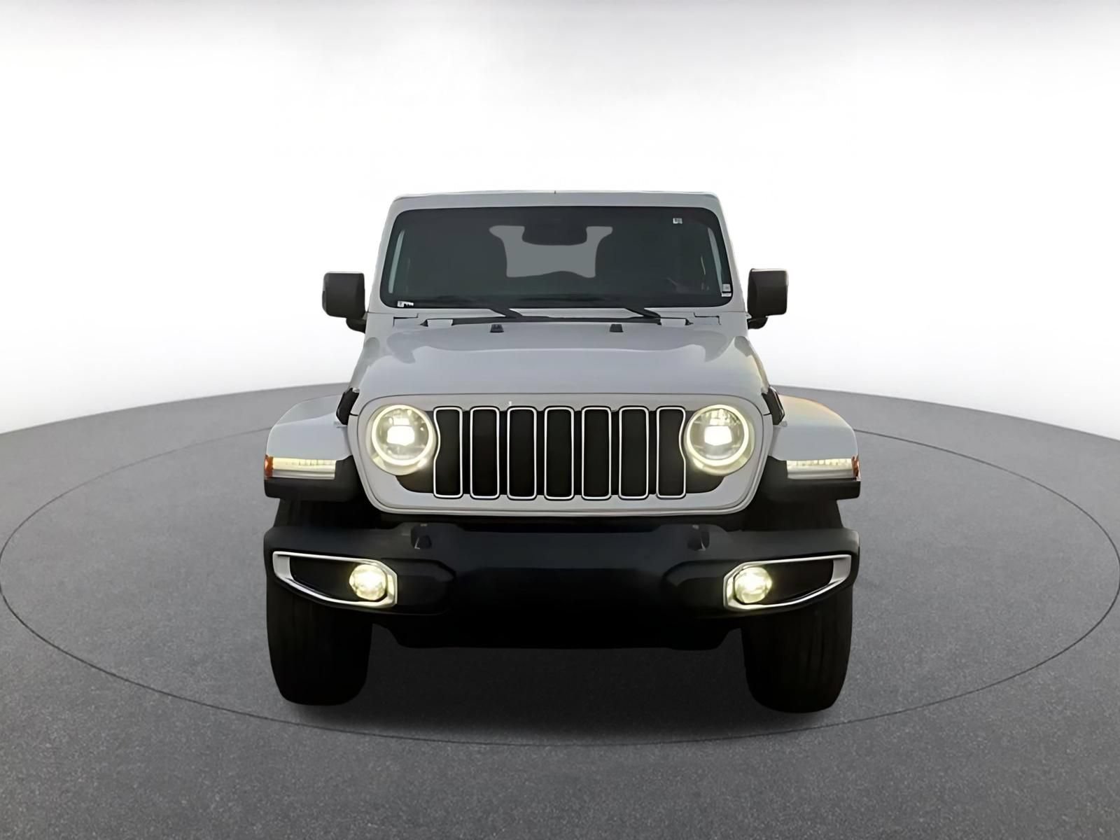 Used 2025 Jeep Wrangler Unlimited Sahara AWD/4WD image 3
