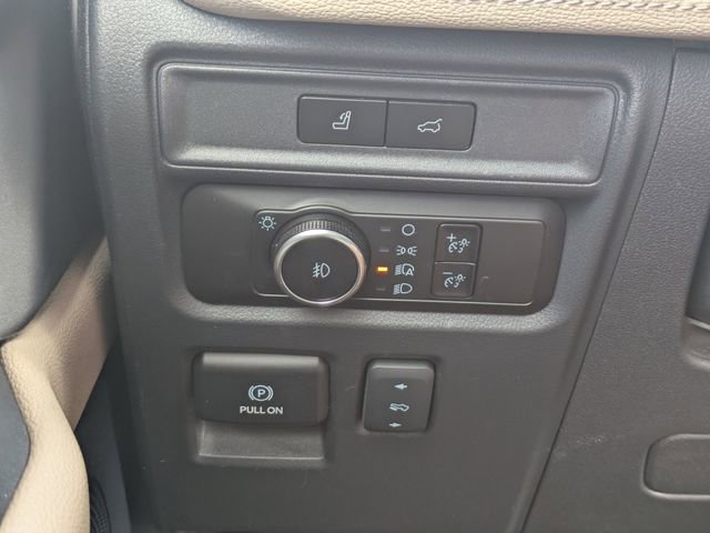 Used 2024 Ford Expedition Max Limited image 25