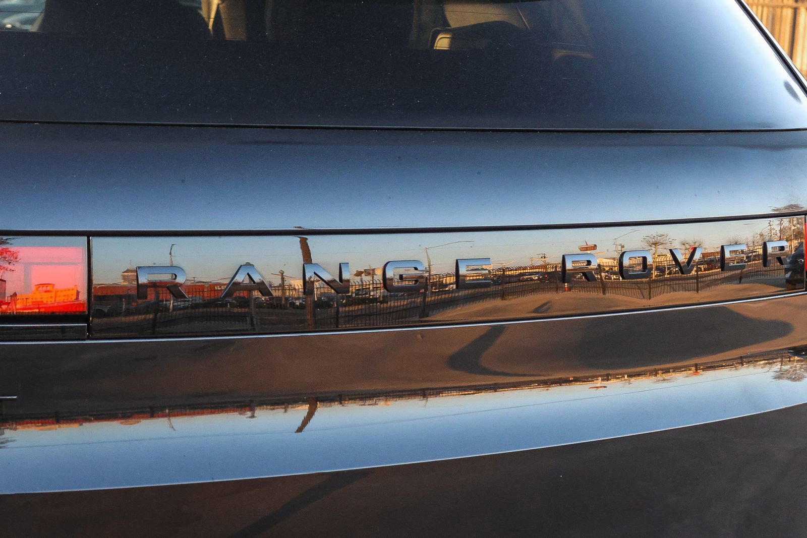 New 2026 Land Rover Range Rover Sport Dynamic SE image 12