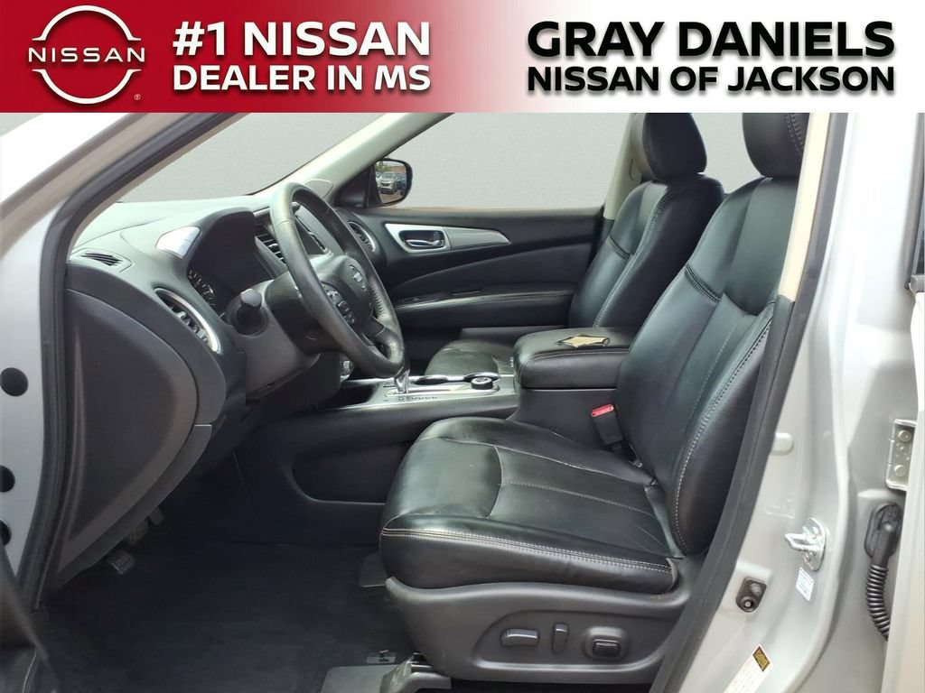 Used 2017 Nissan Pathfinder SL w/ SL Tech Package AWD/4WD image 22