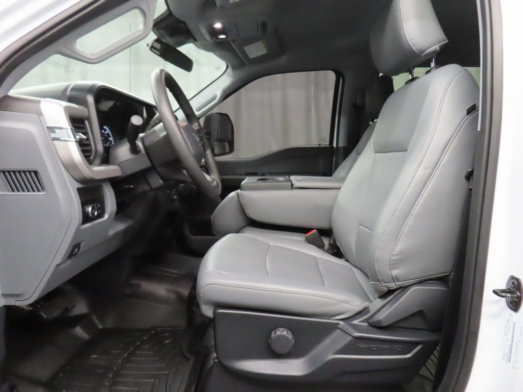 Used 2024 Ford F550 4x4 Crew Cab Super Duty image 12