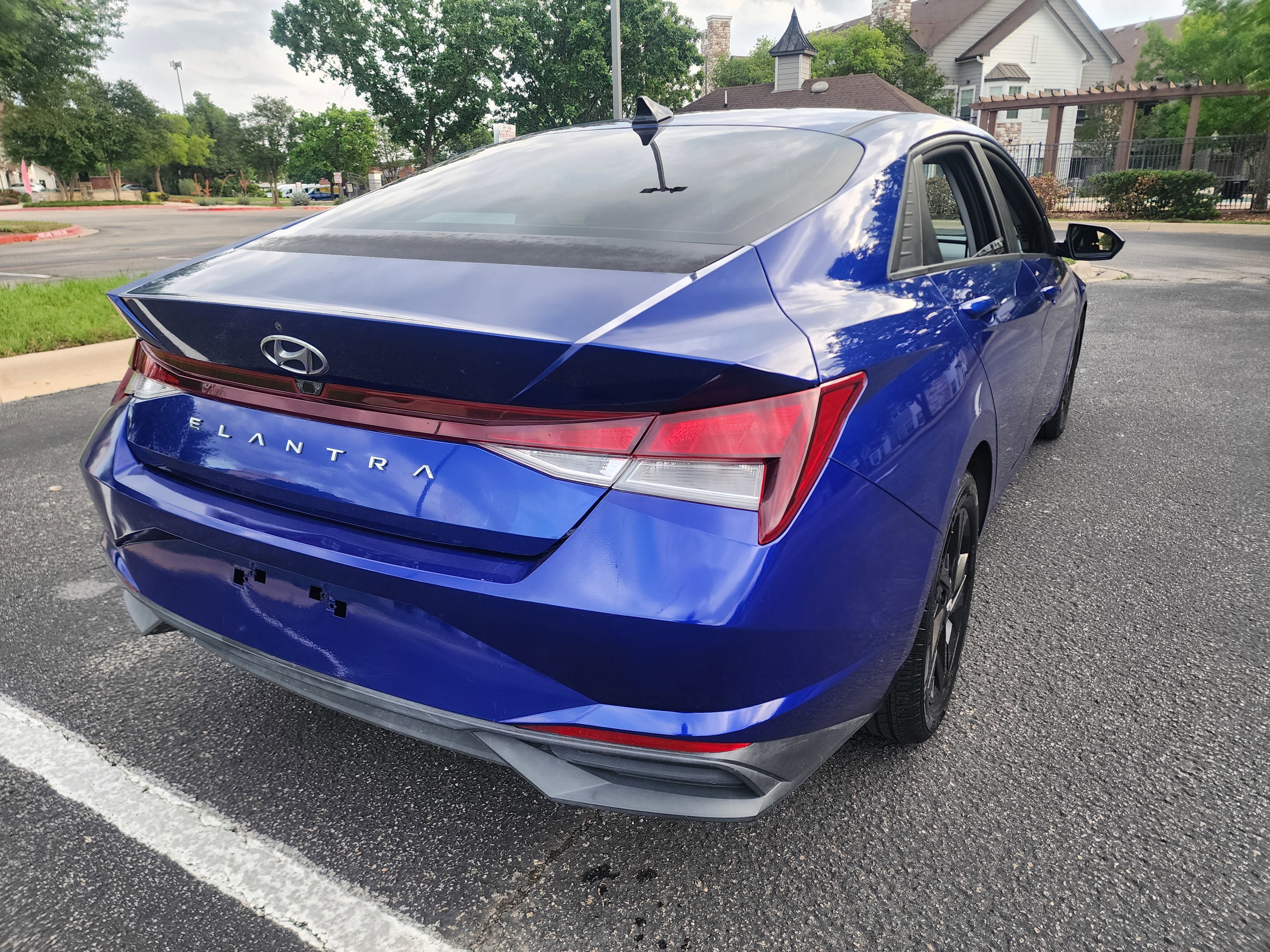 Used 2021 Hyundai Elantra SEL FWD image 7