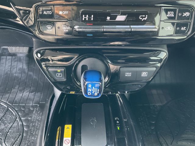 Used 2019 Toyota Prius XLE image 22