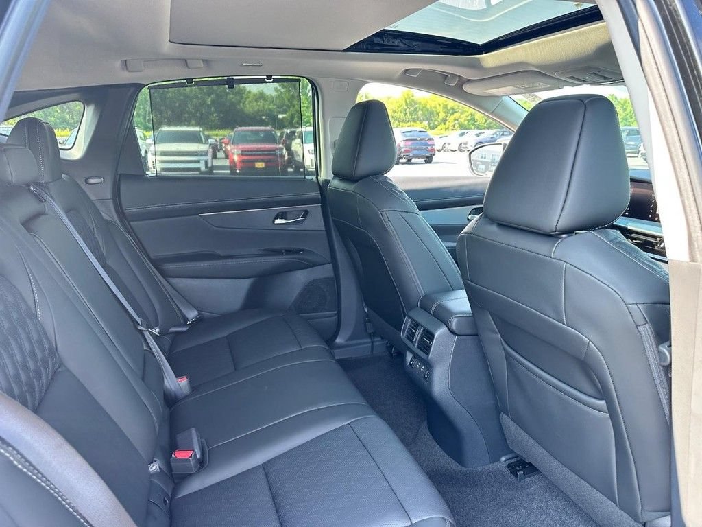 Used 2026 Nissan Murano Platinum w/ Cargo Package AWD/4WD image 4