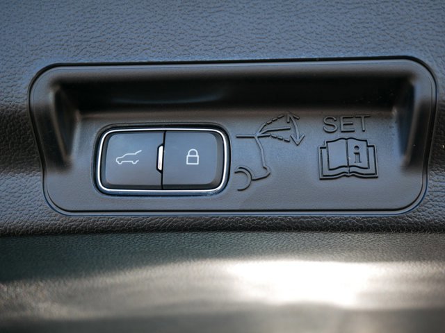 Certified 2023 Ford Explorer XLT w/ Equipment Group 202A image 21