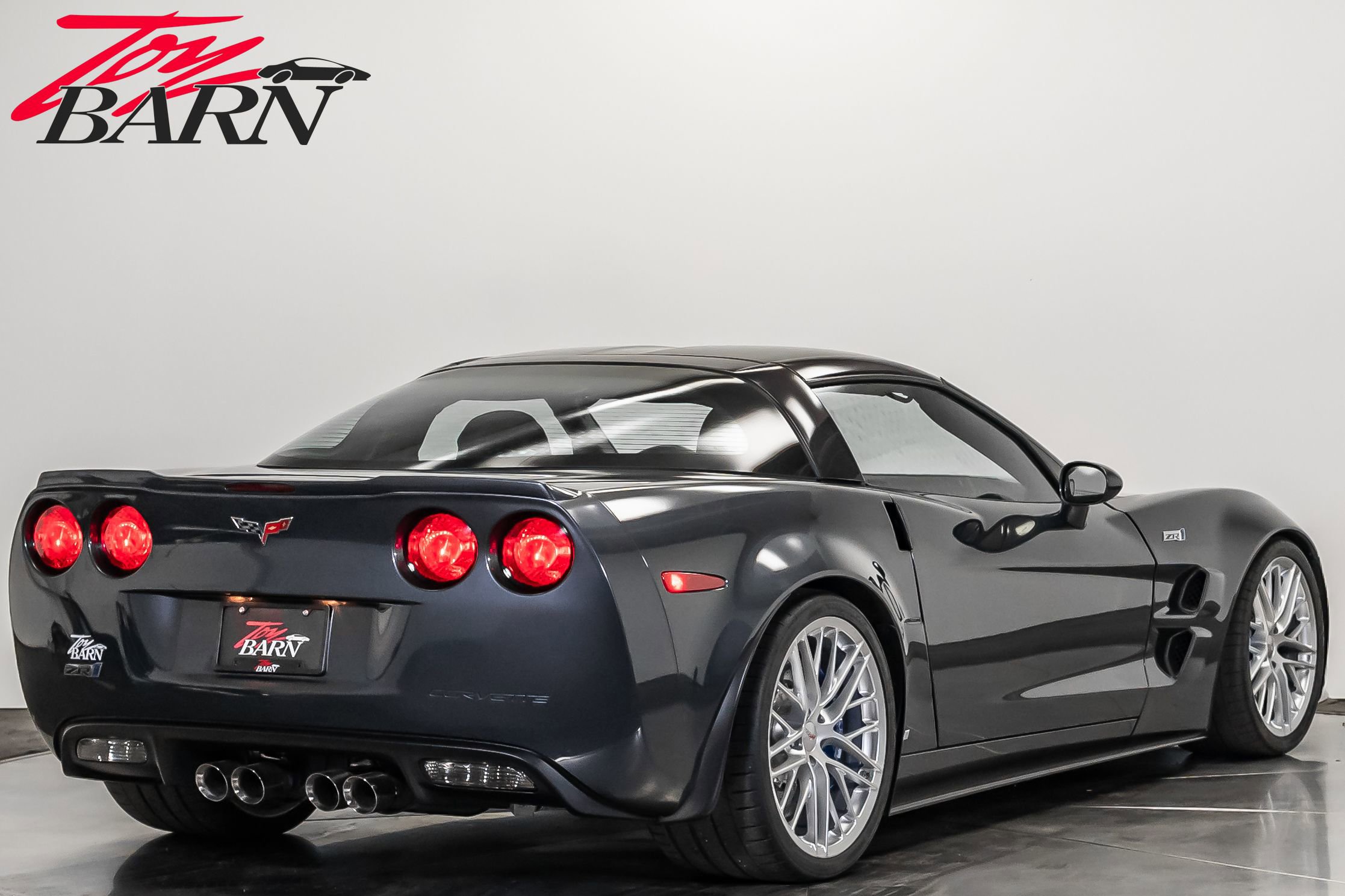 Used 2009 Chevrolet Corvette ZR1 w/ Preferred Equipment Group image 5