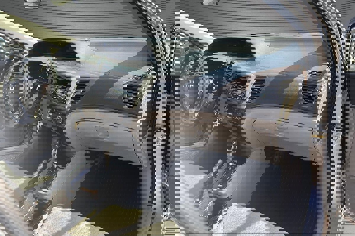 Used 2012 Honda Civic DX image 25