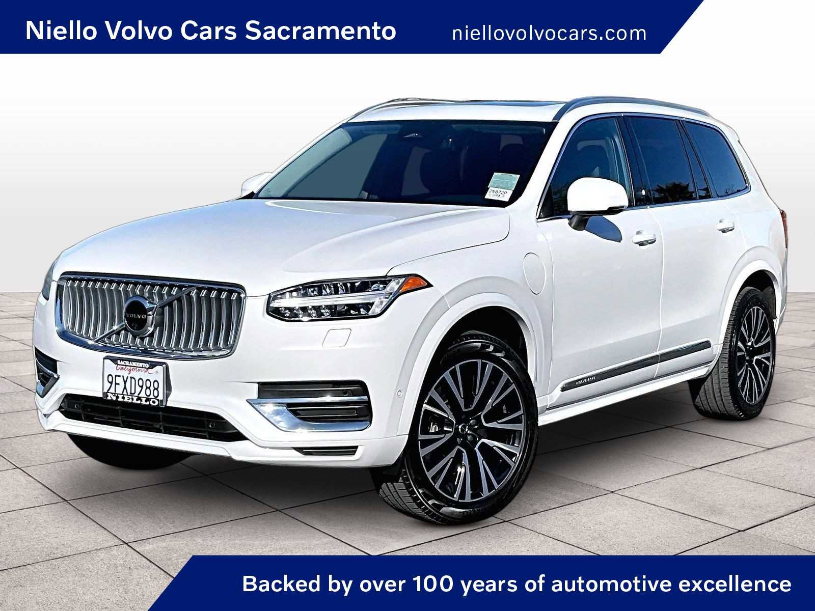 Used 2023 Volvo XC90 T8 Plus w/ Protection Package image 1