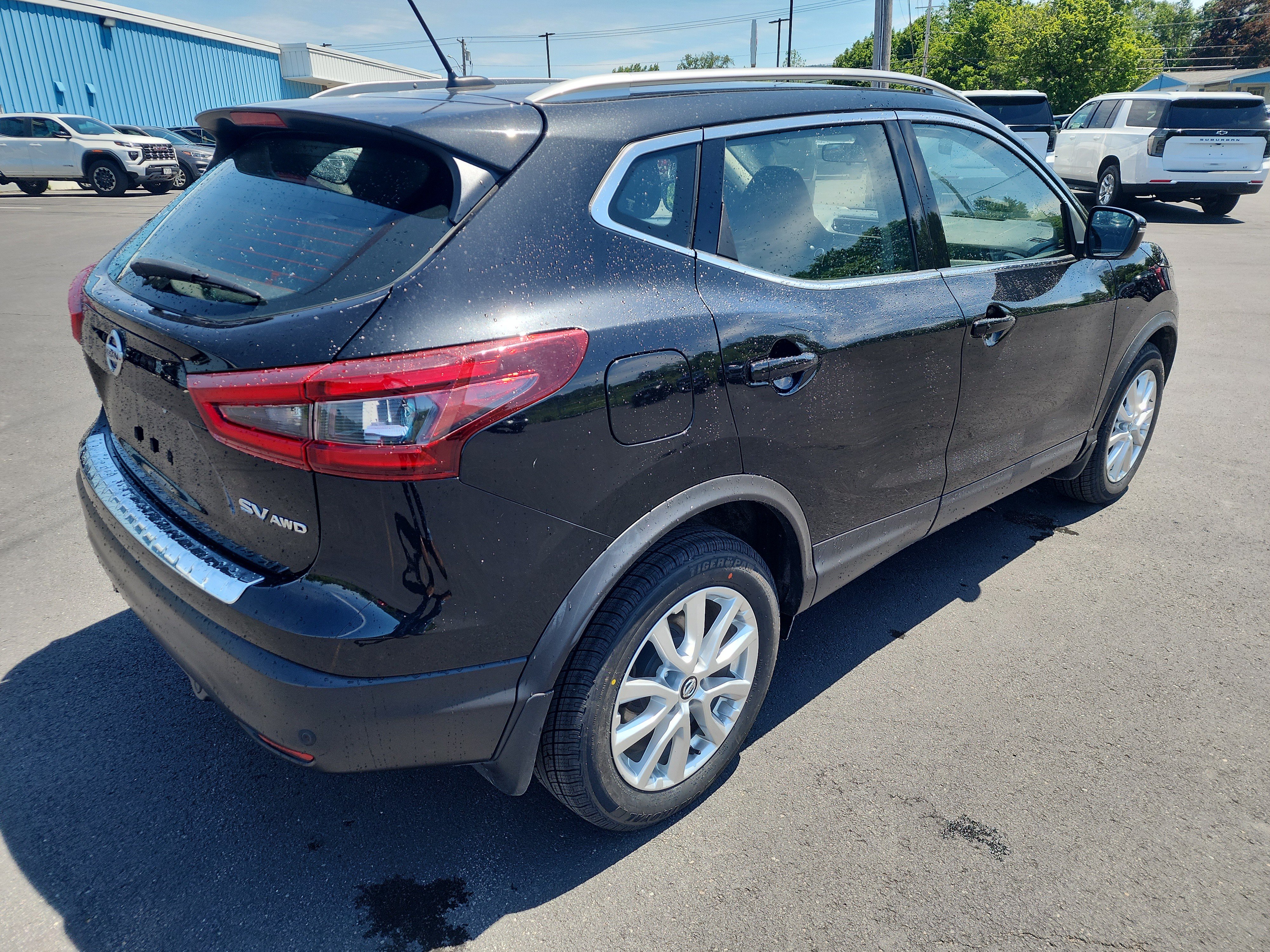 Used 2021 Nissan Rogue Sport SV AWD/4WD image 8