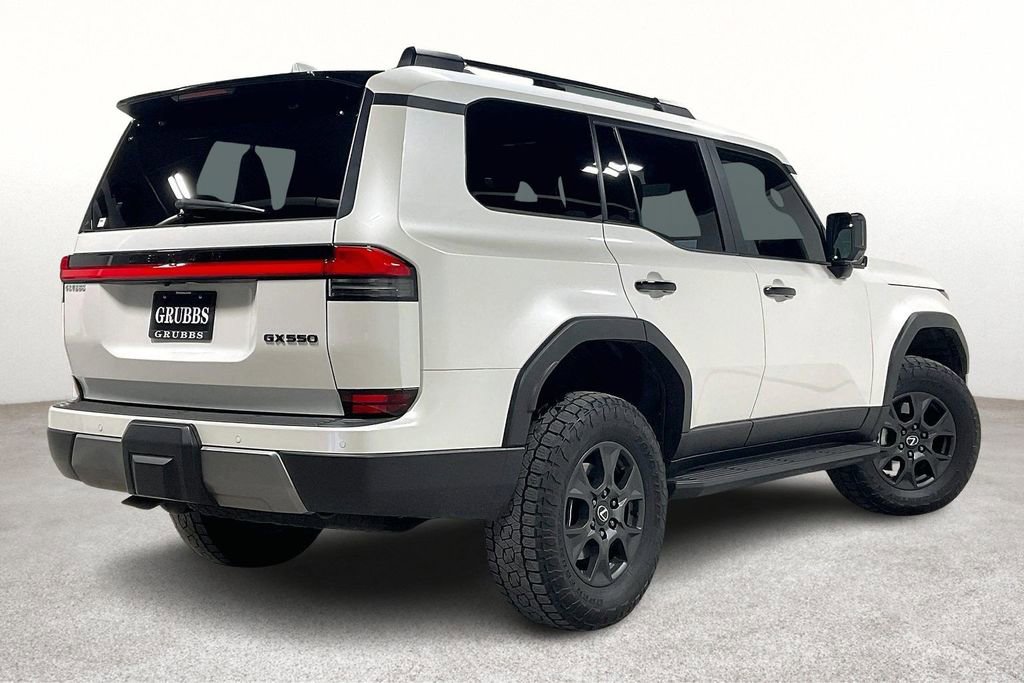 Used 2025 Lexus GX 550 image 2