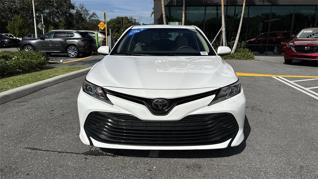 Used 2018 Toyota Camry LE image 30