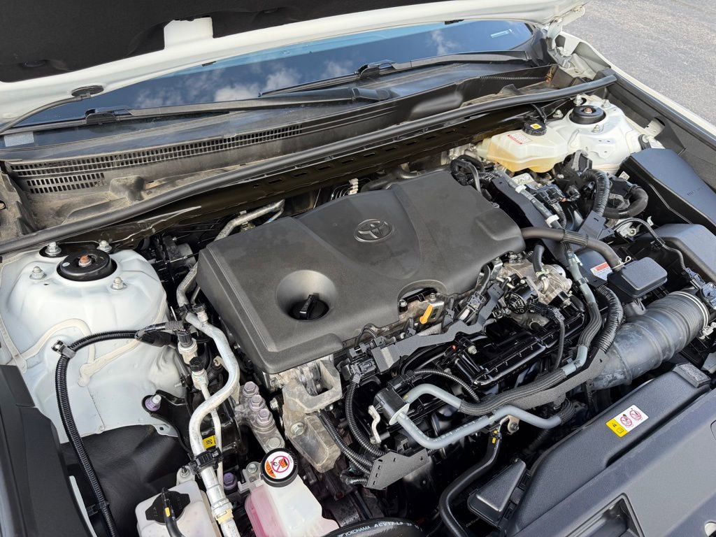 Used 2023 Toyota Camry XLE image 39