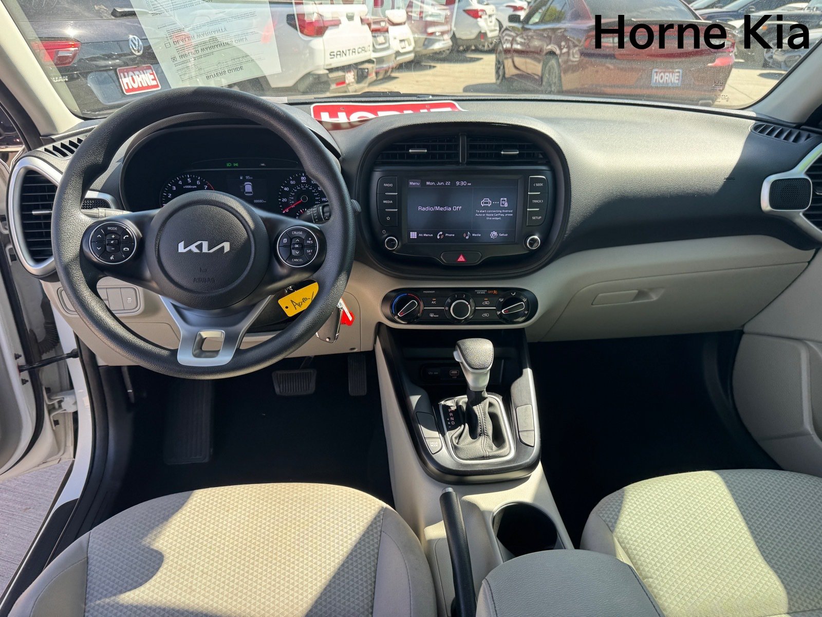 Used 2022 Kia Soul LX w/ Technology Package FWD image 14