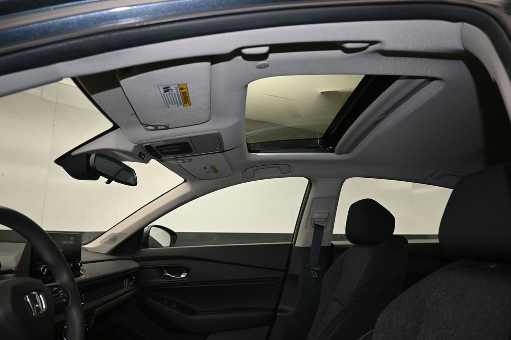 Used 2023 Honda Accord EX image 15