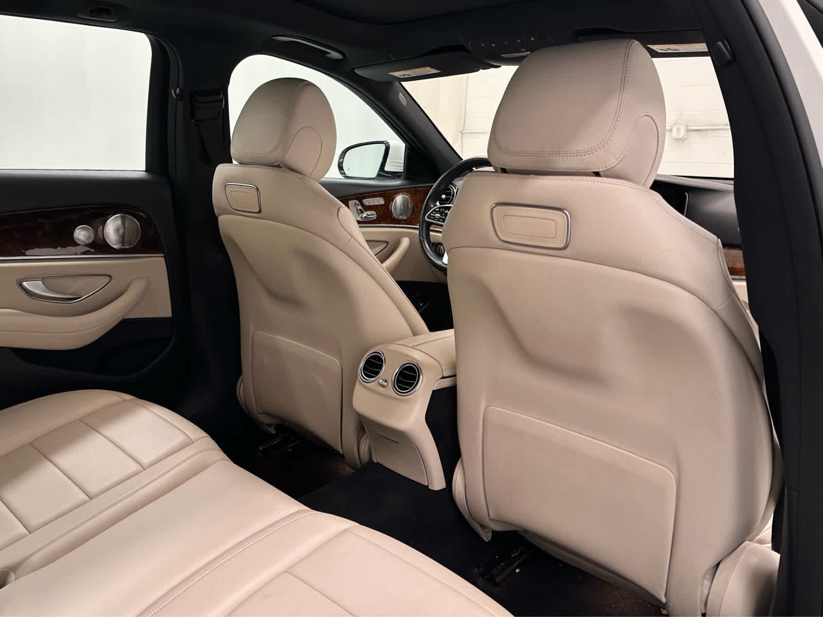Used 2019 Mercedes-Benz E 450 4MATIC Wagon image 19