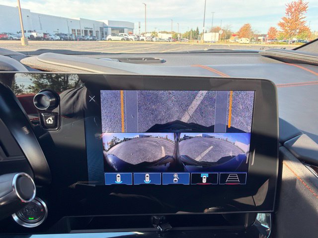 Used 2025 Chevrolet Corvette E-Ray w/ Stealth Interior Trim Package AWD/4WD image 17