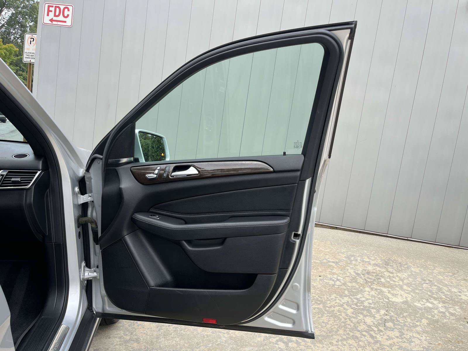 Used 2018 Mercedes-Benz GLE 350 4MATIC image 49
