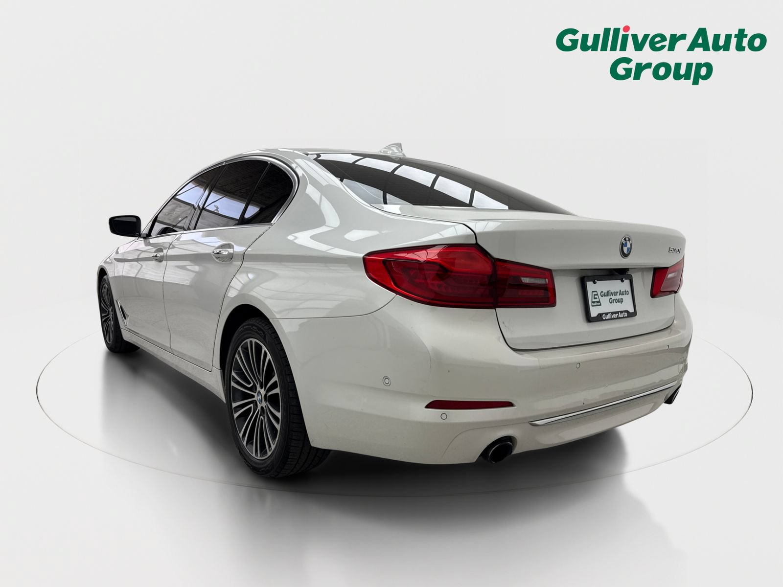 Used 2018 BMW 530i RWD image 5