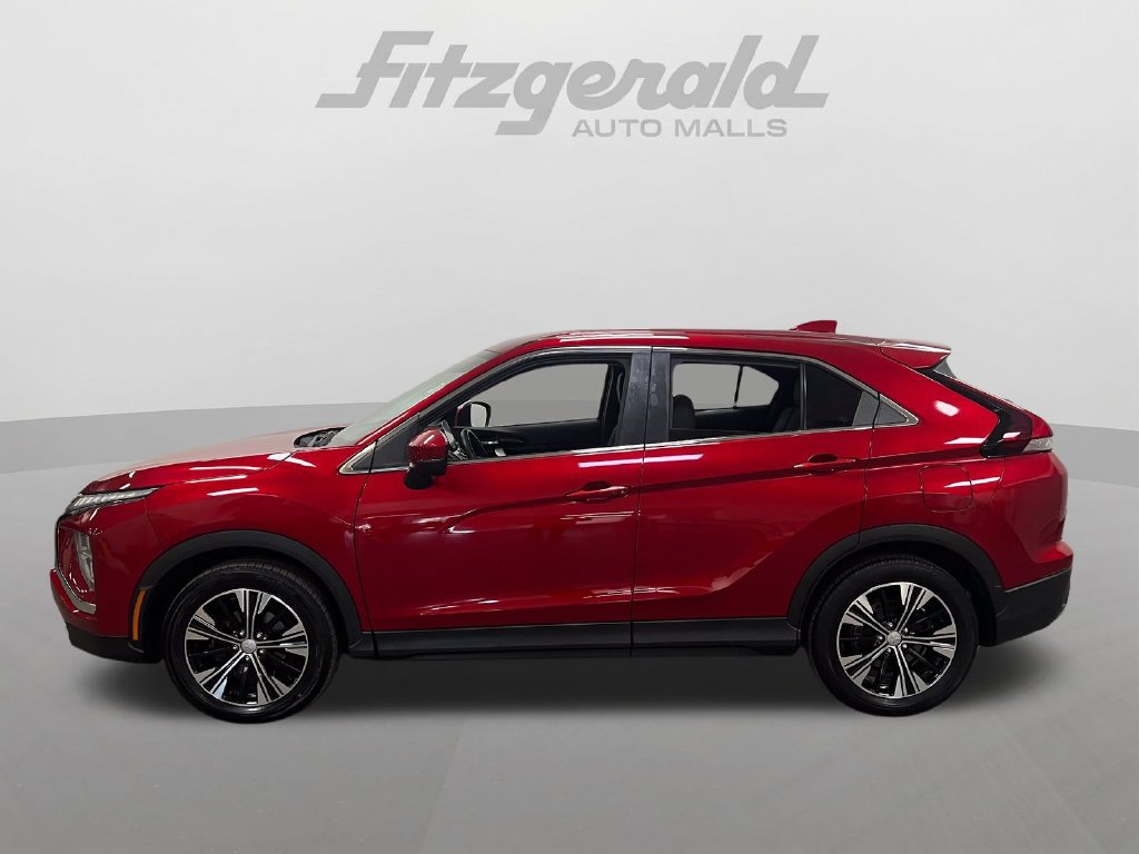 Used 2022 Mitsubishi Eclipse Cross SE FWD image 2