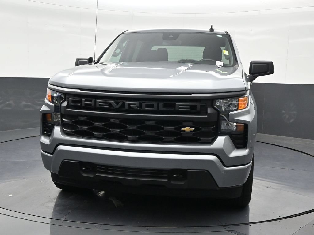 Used 2026 Chevrolet Silverado 1500 Custom RWD image 9