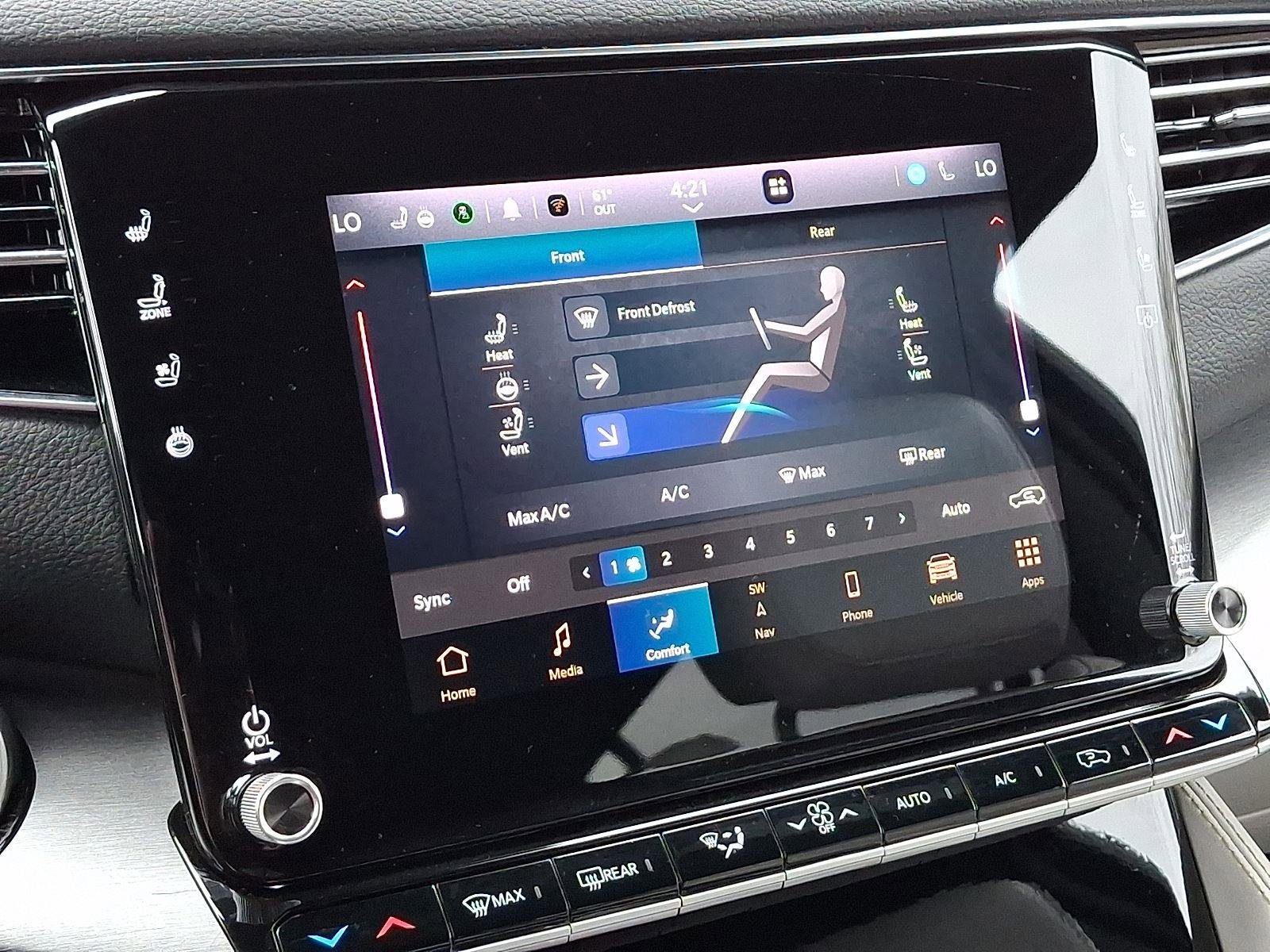 Certified 2025 Jeep Wagoneer 4WD image 18