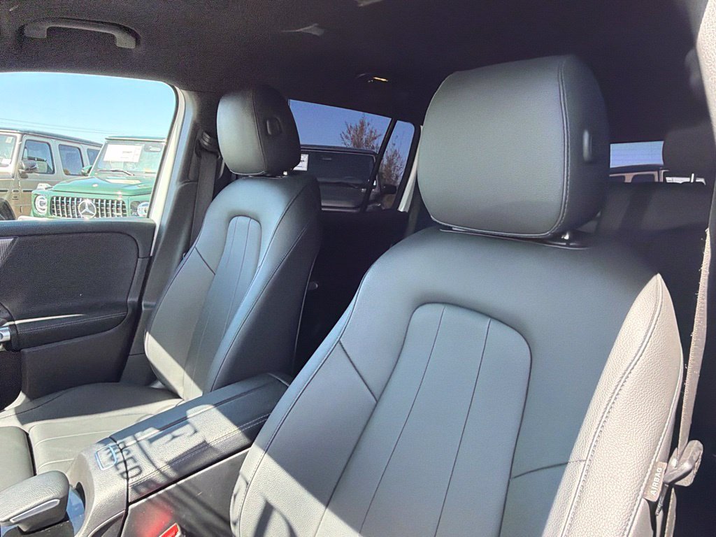 Certified 2023 Mercedes-Benz EQB 300 4MATIC w/ Exclusive Package image 22