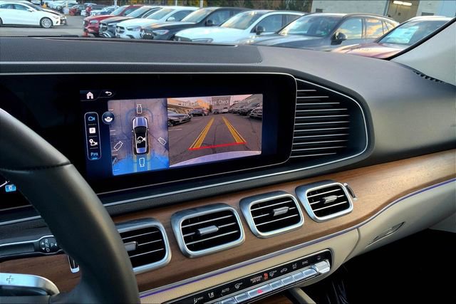 Used 2025 Mercedes-Benz GLE 350 4MATIC image 23