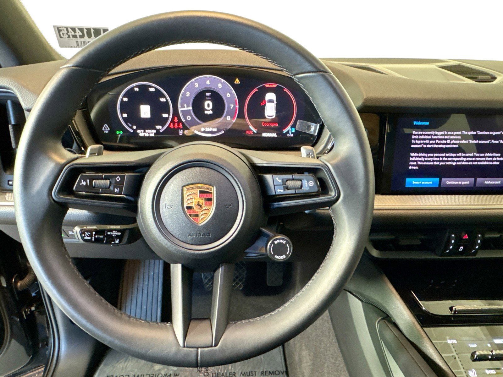 Certified 2025 Porsche Cayenne image 13