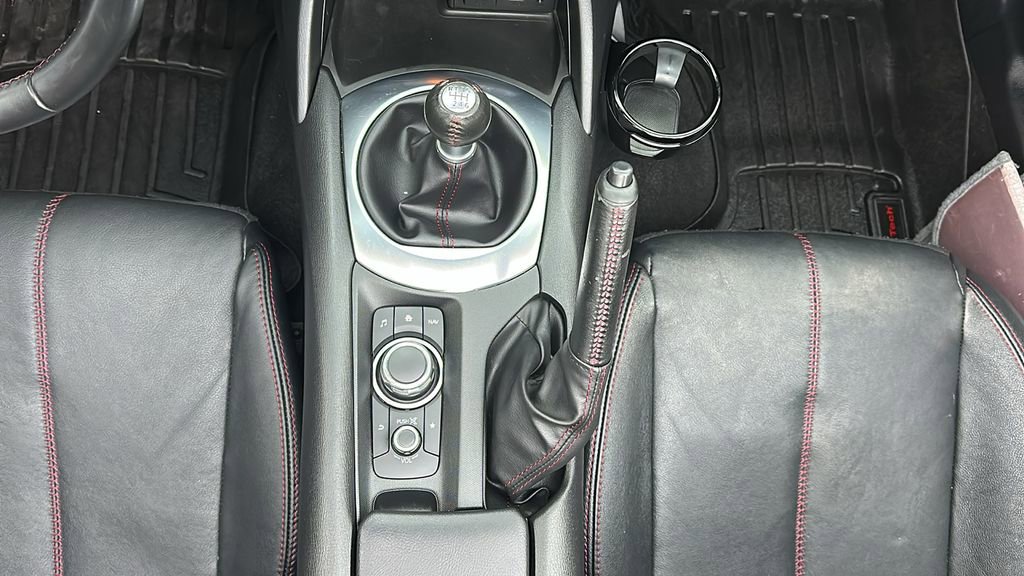 Used 2016 MAZDA MX-5 Miata Grand Touring image 30