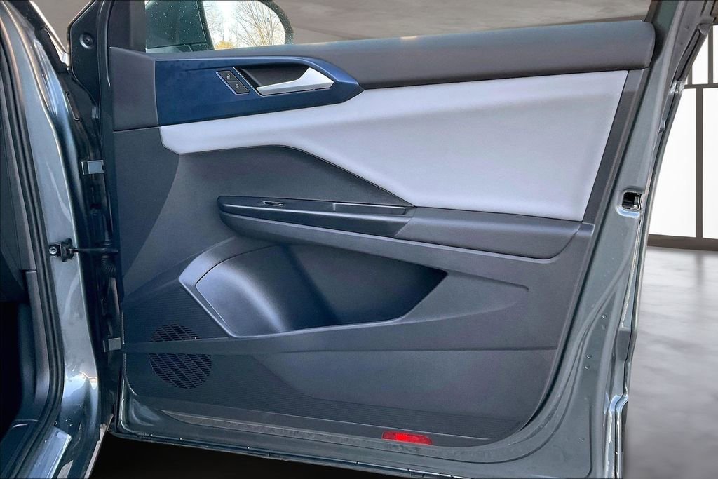 Used 2022 Volkswagen Taos SE image 27