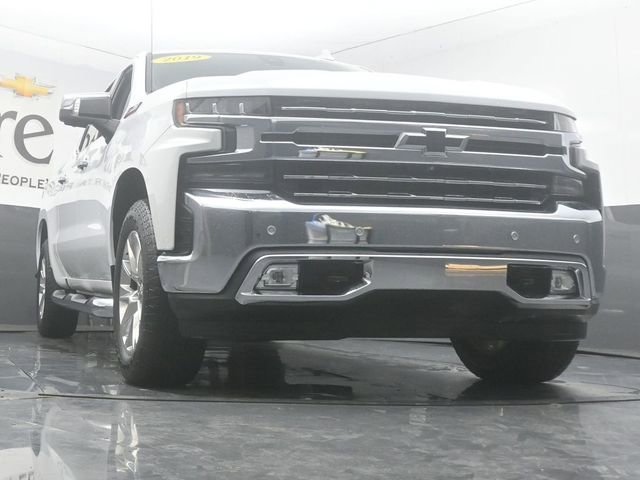 Used 2019 Chevrolet Silverado 1500 LTZ w/ LTZ Plus Package AWD/4WD image 3