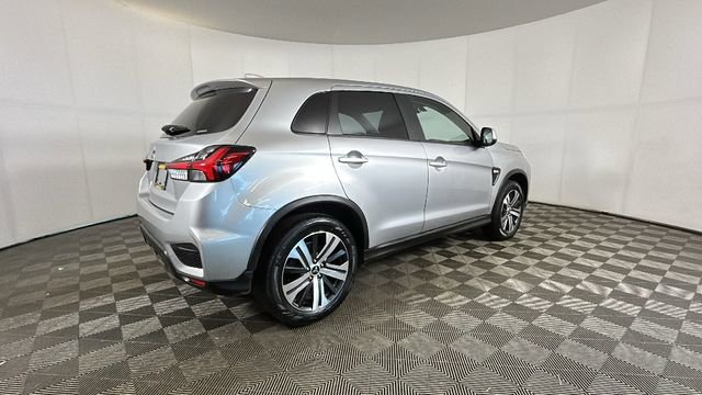 Used 2025 Mitsubishi Outlander Sport ES AWD/4WD image 3