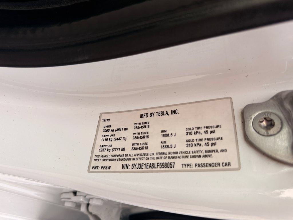 Used 2020 Tesla Model 3 Standard Range Plus RWD image 34